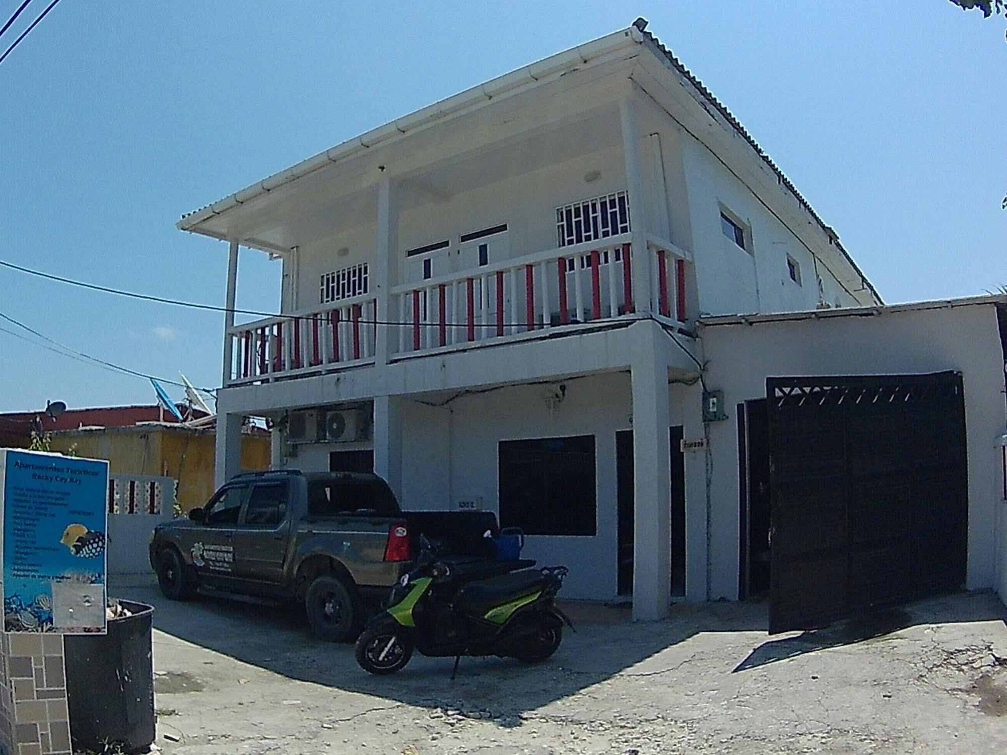 Apartamentos Rocky Cay Bay San Andrés Екстериор снимка